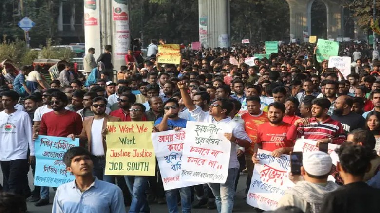 যুক্তরাজ্যের সাধারণ নির্বাচনে লেবার পার্টির বড় জয়