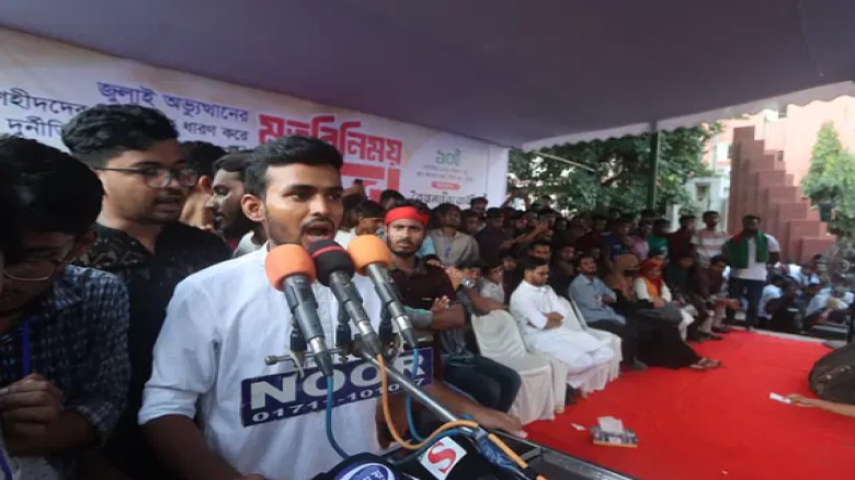 টরন্টোয় আন্তর্জাতিক প্রযুক্তি প্রদর্শনীতে ব্যাপক সাড়া